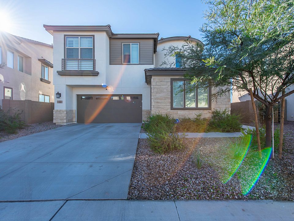 1st image of 189 E Desert Broom Dr