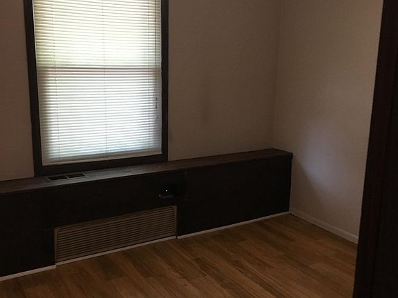 5th image of 5297 Dalewood Dr APT 211