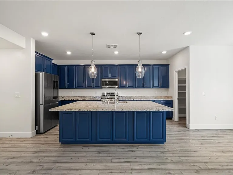 4105 Trillium Bay Ln — Photo 10