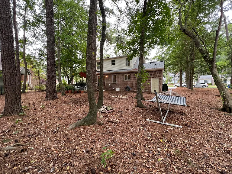 310 Baytree Dr — Photo 19