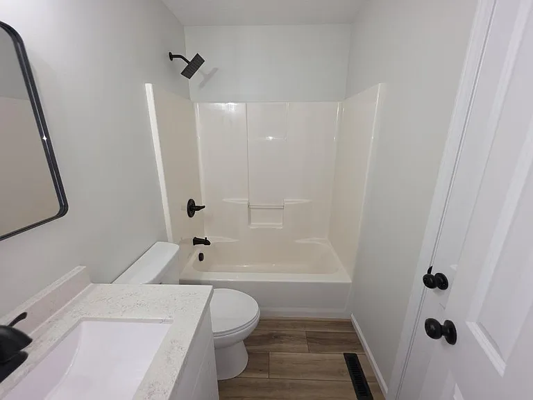 1813 Rambling Rose Ln — Photo 18