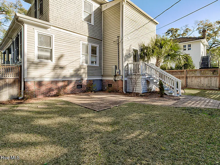 1812 Market St — Photo 48