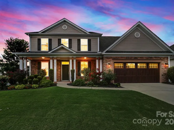 5049 Gladiola Way, Tega Cay, SC 29708