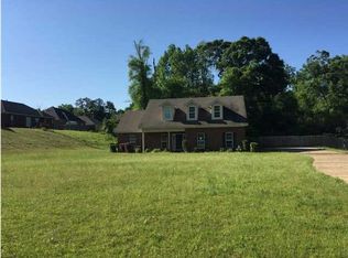 131 Live Oak Dr, Prattville, AL 36067