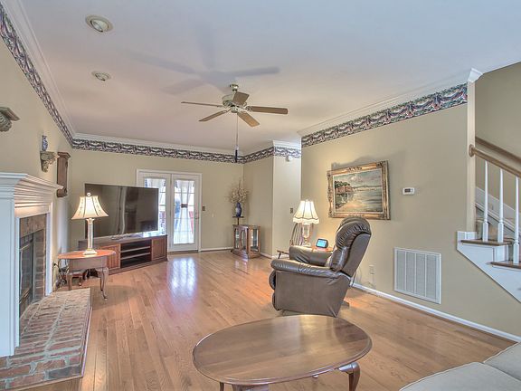 4th image of 2520 Winder Dr