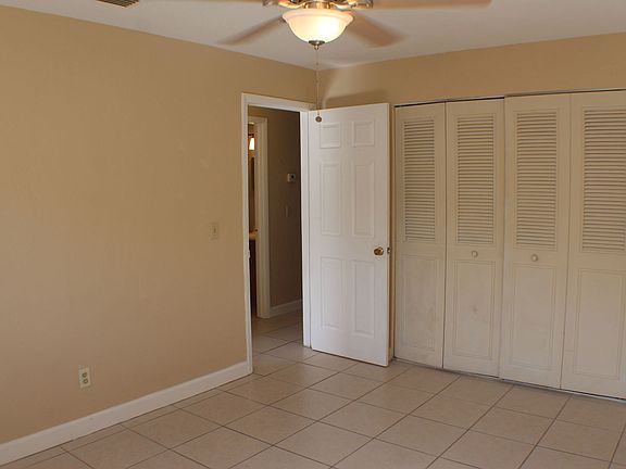 4th image of 415 N Halifax Ave #304
