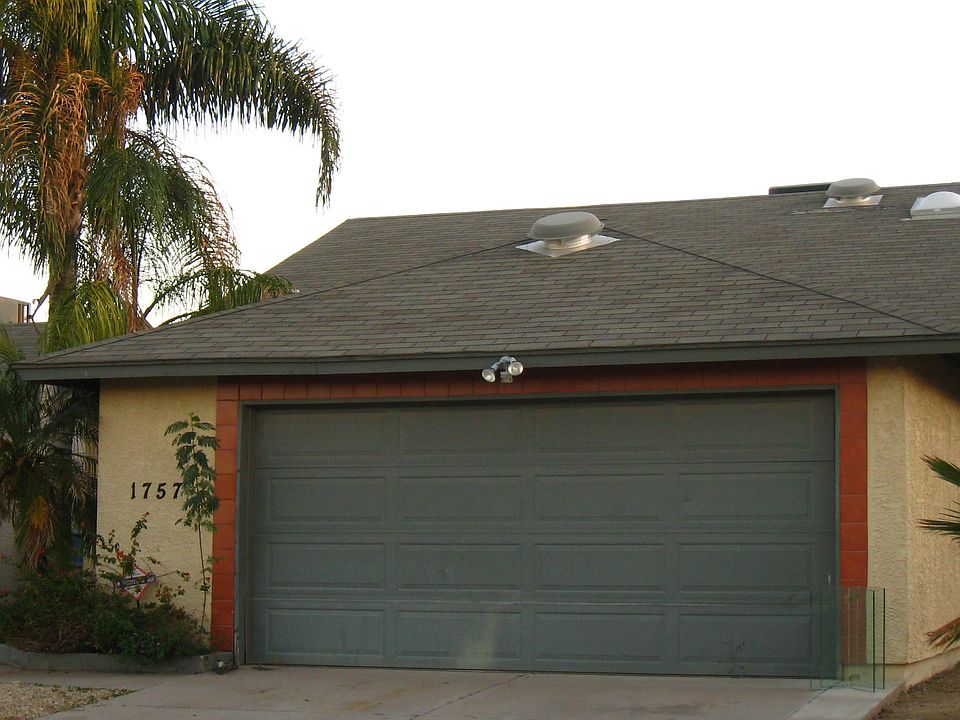2nd image of 1757 E Carson Rd
