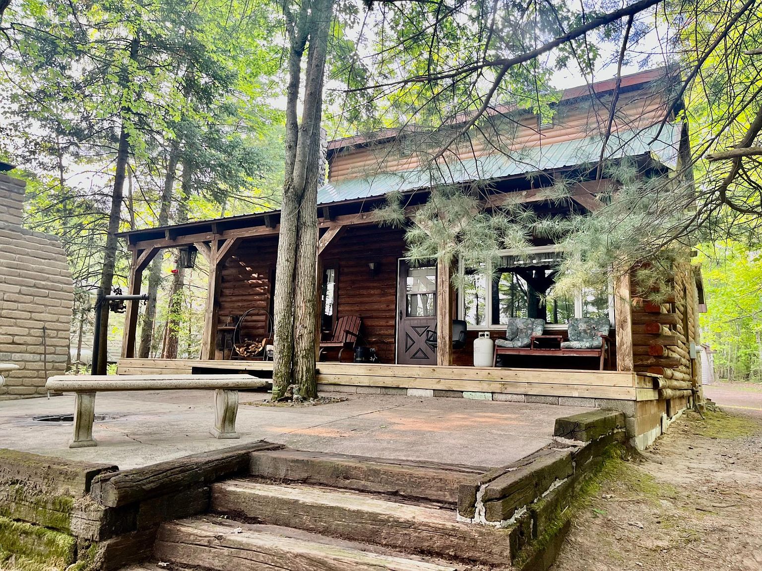 6a69451310cb9eea6d946883150df4