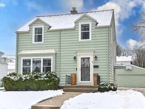 1936 North 85th STREET, Wauwatosa, WI 53226
