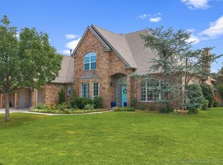 617 Riverwalk Ct, Norman, OK 73072