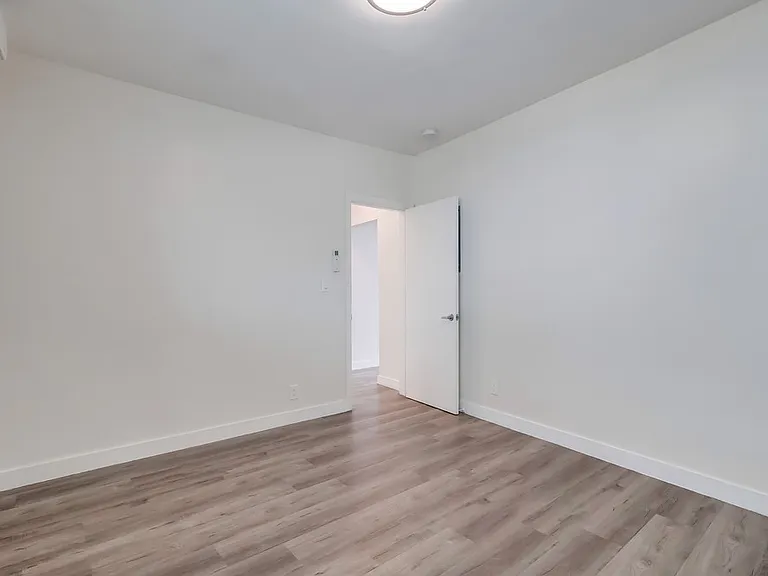 715 Marlborough Ave — Photo 9