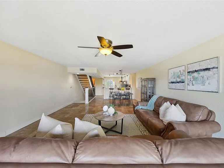 637 Pinellas Bayway S #105 — Photo 7