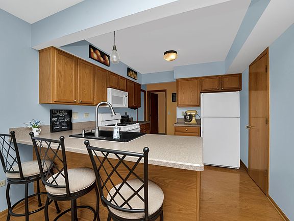 5th image of 8540 Scheer Dr