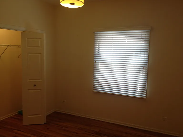 1522-28 W Greenleaf Ave #2W — Photo 12