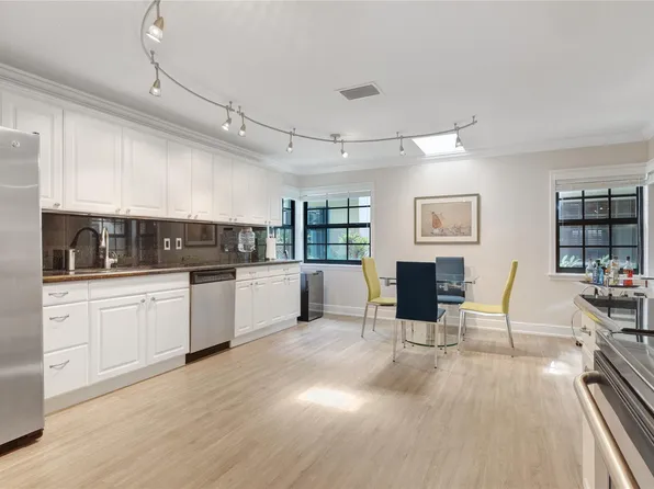 905 SE 12th Court #17, Fort Lauderdale, FL 33316