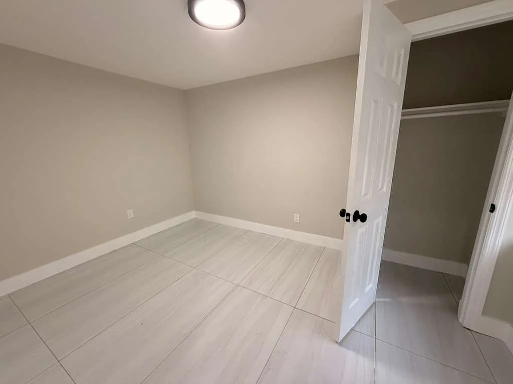 3 bed, $2,150 — Photo 2