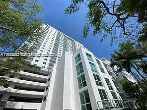 Building Photo - 1861 NW South River Dr #1504
