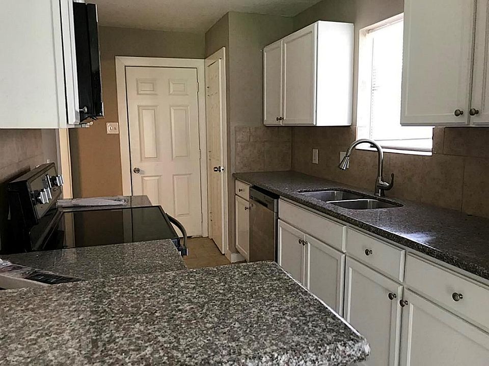 1st image of 5314 King Richard Dr