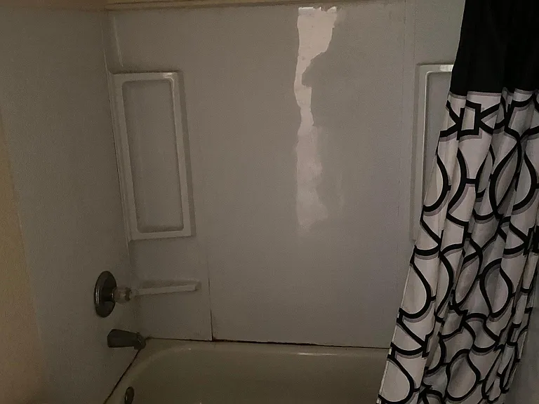 2435 Edwin St NE #3 — Photo 7