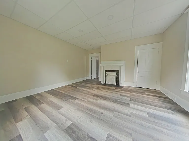 1715 S Main St #A — Photo 5