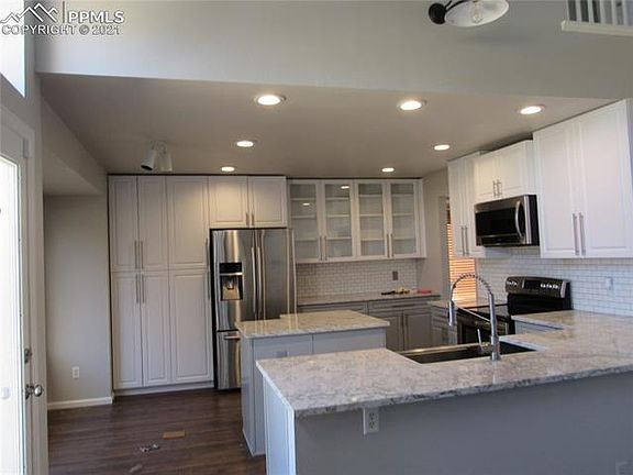 5th image of 7815 Curlew Ct