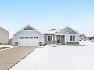 4621 Wren Dr SE, Caledonia, MI