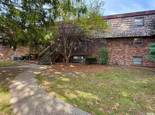 2906 Taylor Ave APT 11, Springfield, IL 62703