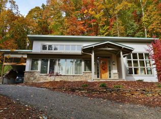 332 Possum Trot Trl, Franklin, NC 28734