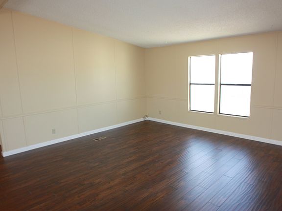 5th image of 3250 Rand Ln