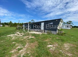 8086 Heck Dr #6, North Fort Myers, FL 33917