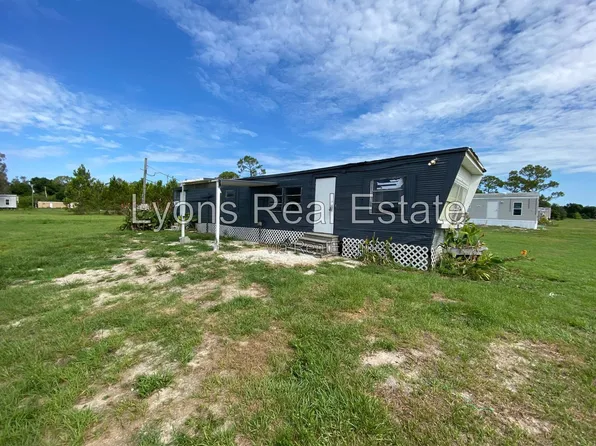 8086 Heck Dr, North Fort Myers, FL