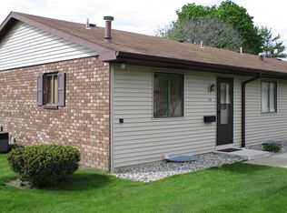 5166 Green Meadow Rd #40, Kalamazoo, MI 49009