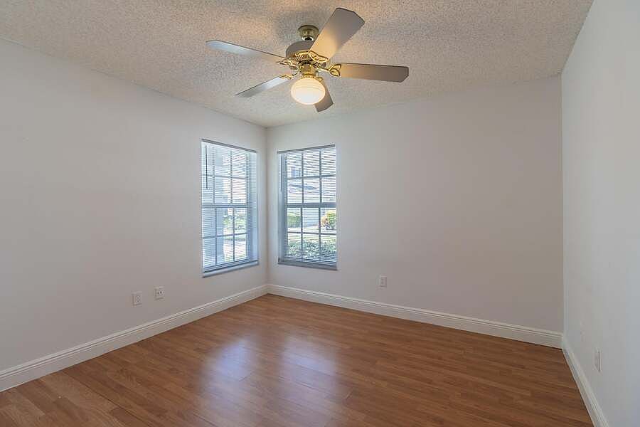 1st image of 2848 Chapel Hill Ct