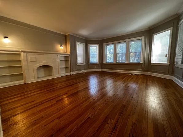 8124 S Maryland Ave #3, Chicago, IL 60619