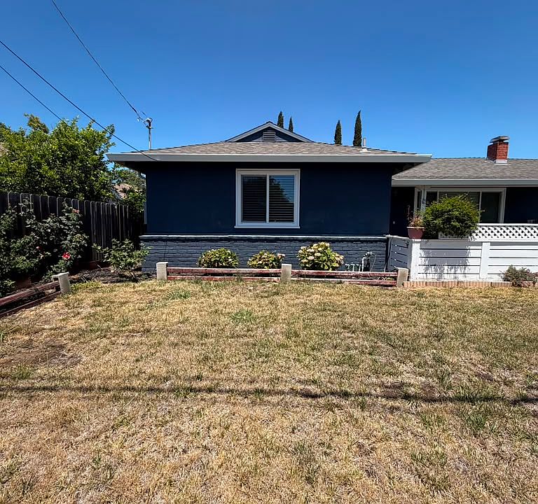 1st image of 2174 Holbrook Dr