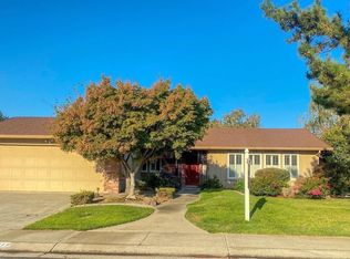 9817 Shady Oaks Dr, Stockton, CA 95209