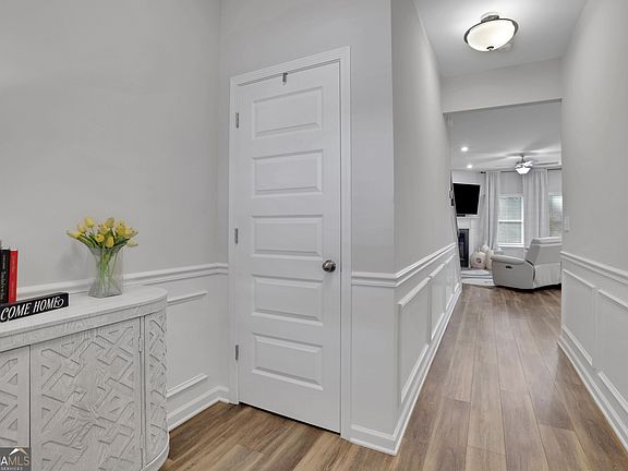 2nd image of 5186 Grace Ct