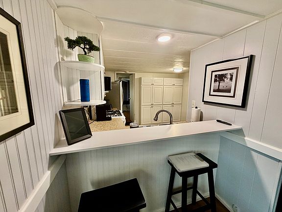 4th image of 918 Reed Canal Rd #443