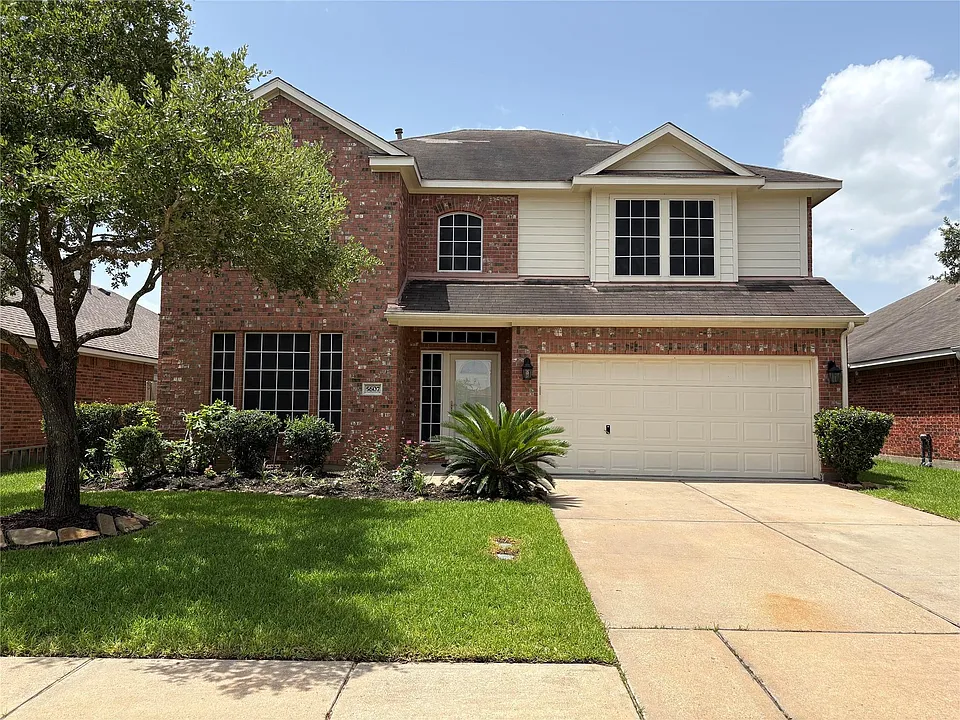 5607 Eagle Sky Blvd