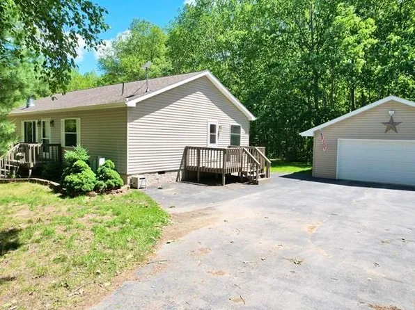 N9532 Cottage Ln, Wausaukee, WI 54177