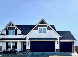 801 Phyllis Farm Rd, Prairie Grove, AR 72753