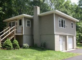 22 Unkuri Dr, Charlestown, RI 02813