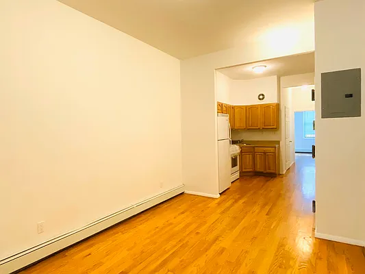 Rented by TheRealEstateCompany.com LLC | media 20