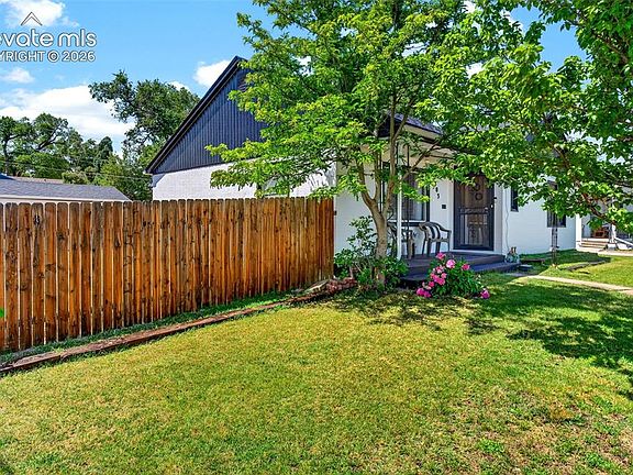2nd image of 2303 De Soto Rd