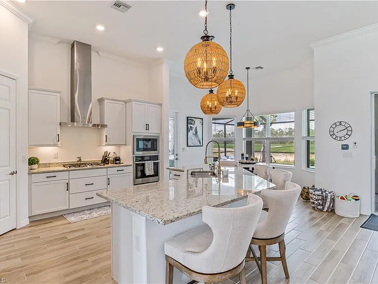 15977 Cranes Marsh Ct — Photo 8