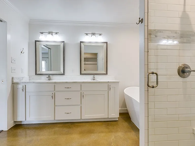 5918 Southampton Pl — Photo 19