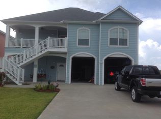 185 Matagorda St, Matagorda, TX 77457