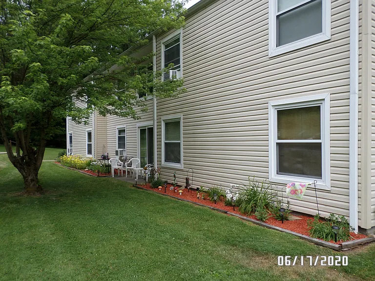 324 Mitchell Dr #324 — Photo 12