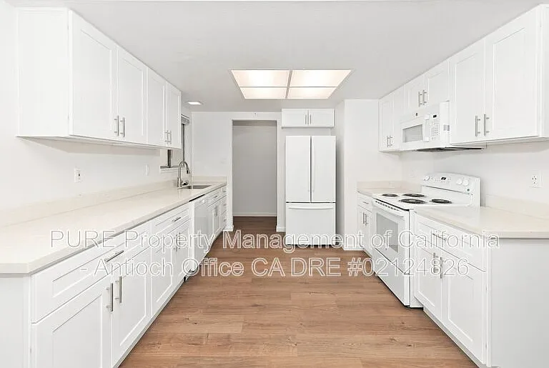 2829 Fortuna Ct — Photo 6