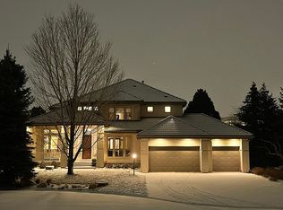 9348 S Silent Hills Dr, Lone Tree, CO 80124